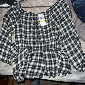 plaid crop top by daisy and Delilah